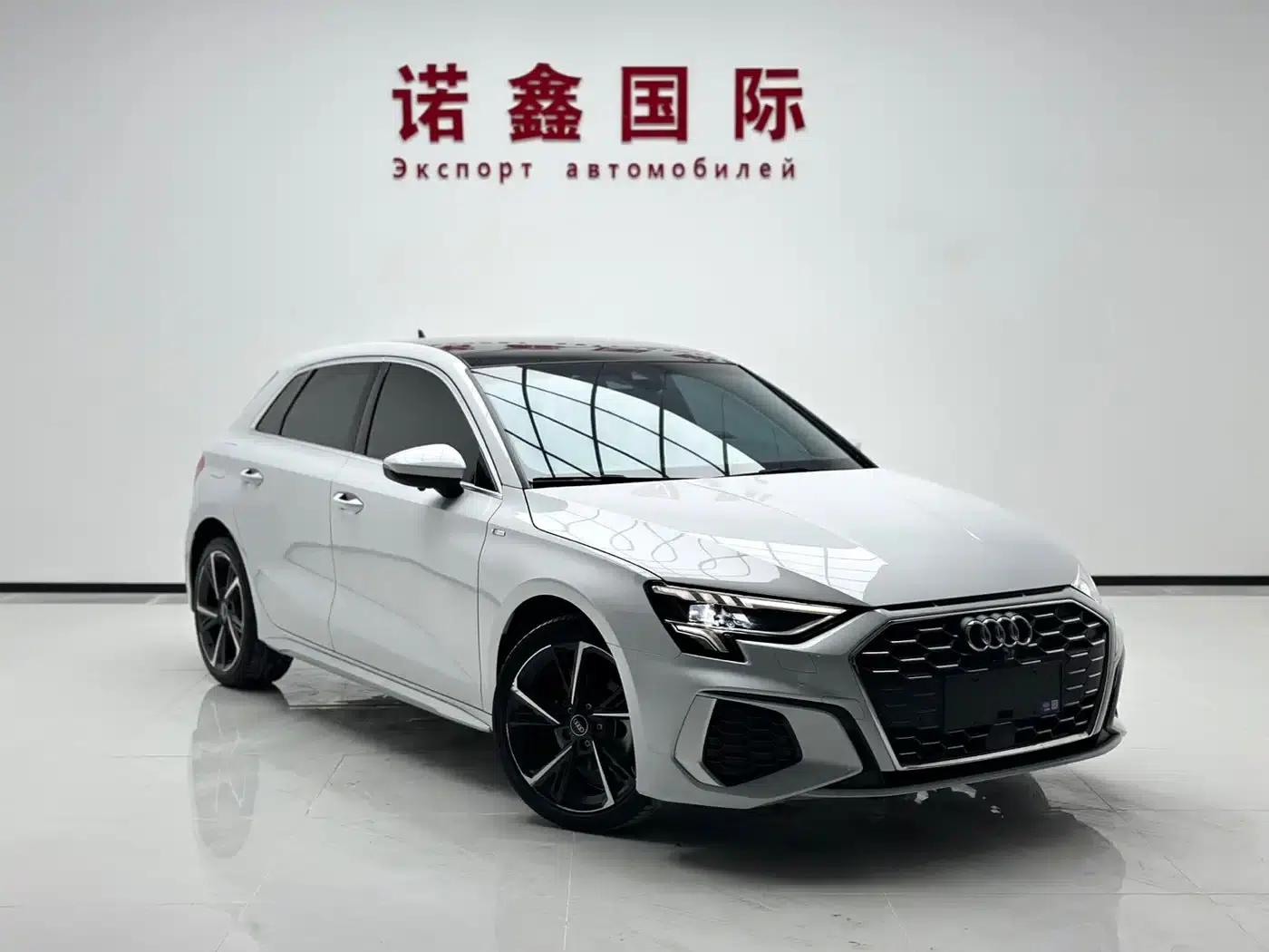 Audi A3 2022 Sportback 35 TFSI Fashion Sport — миниатюра 3