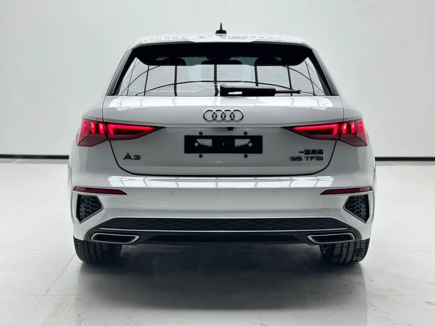 Audi A3 2022 Sportback 35 TFSI Fashion Sport — миниатюра 5