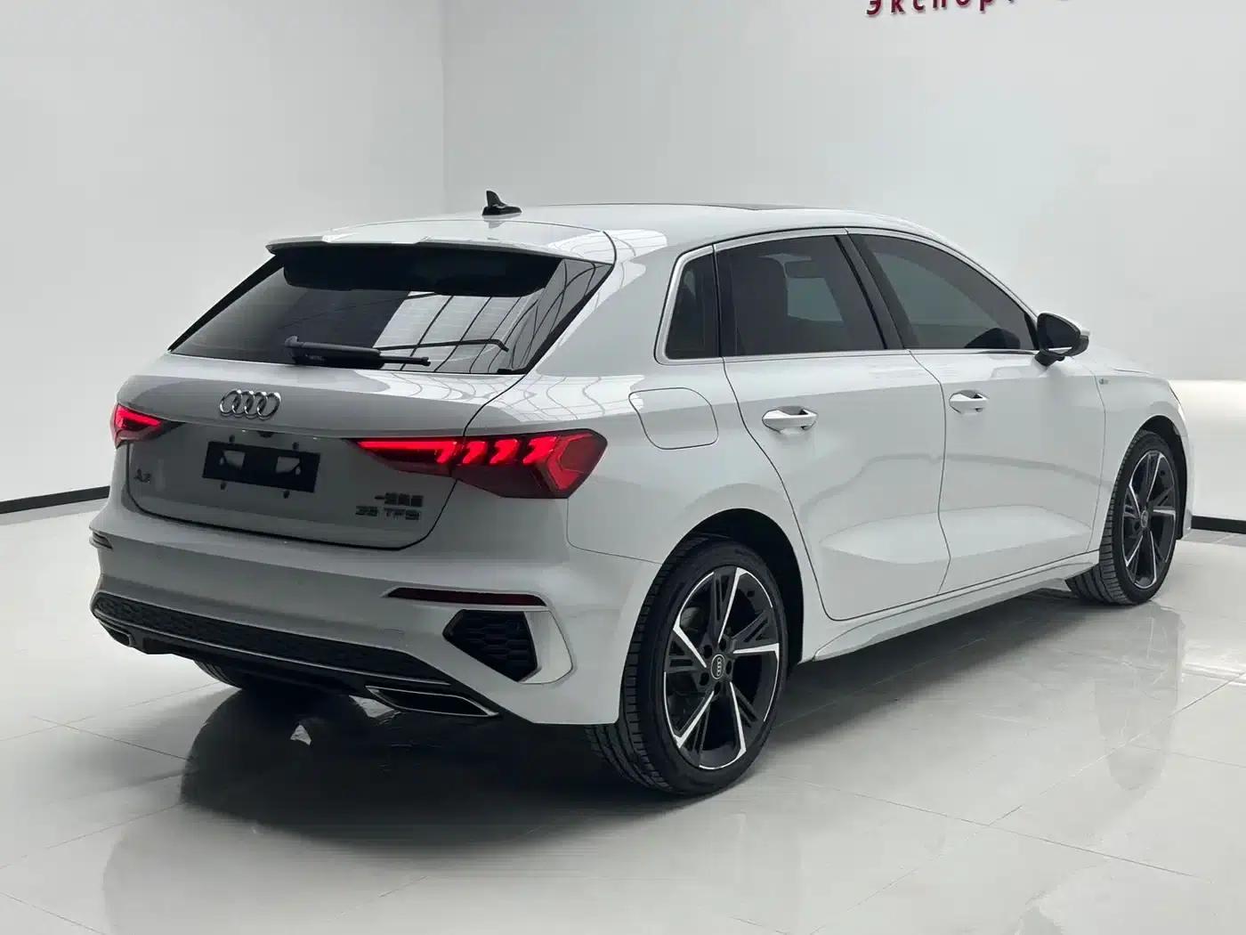Audi A3 2022 Sportback 35 TFSI Fashion Sport — миниатюра 6