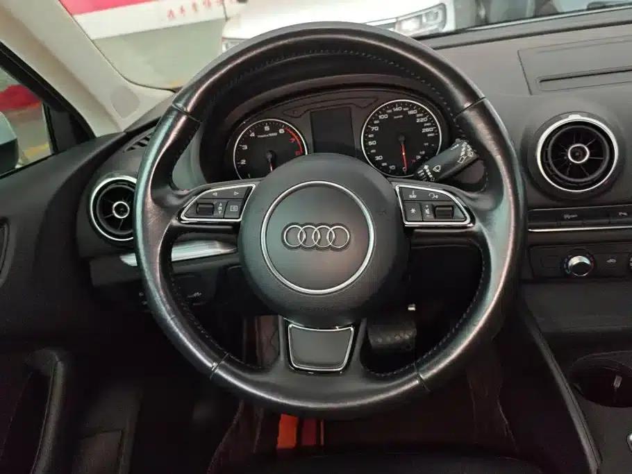 Audi A3 2016 Sportback 35 TFSI Progressive — миниатюра 15