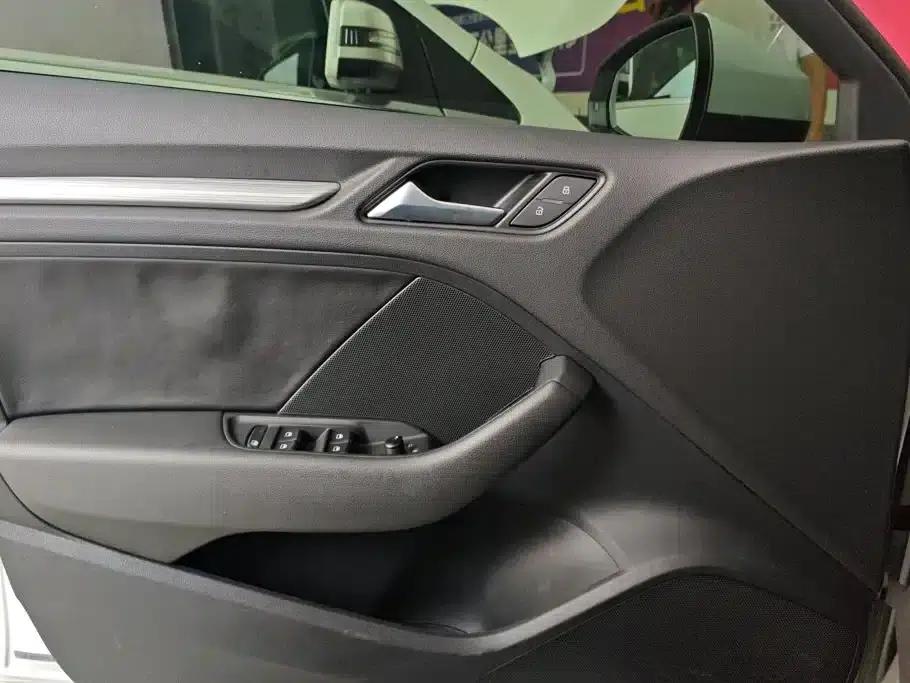 Audi A3 2016 Sportback 35 TFSI Progressive — миниатюра 7