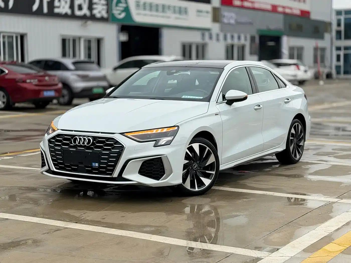2024 Audi A3 A3L Limousine 35 TFSI Fashion Sport — миниатюра 1