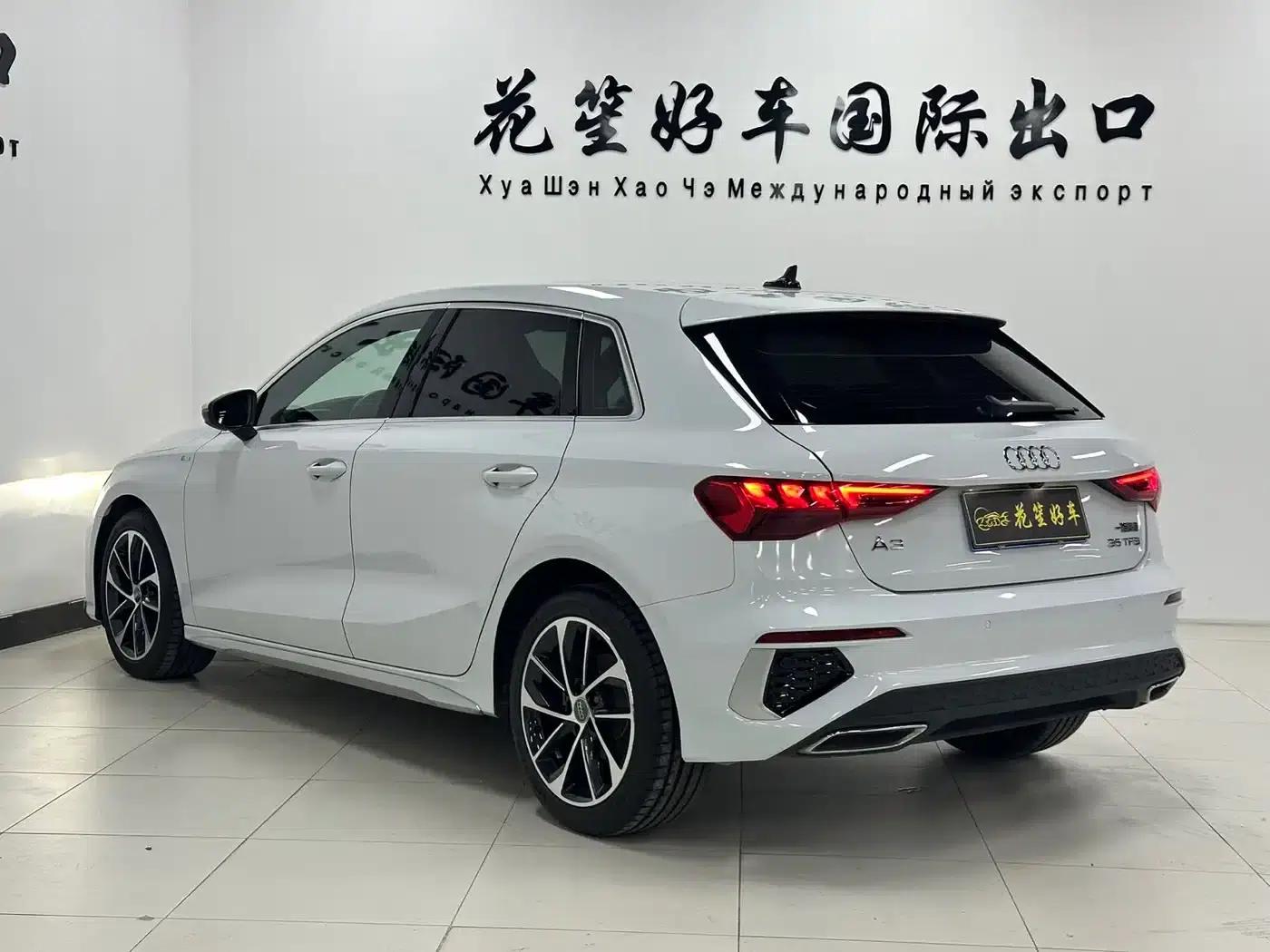 Audi A3 2022 Sportback 35 TFSI Progressive Sport — миниатюра 4