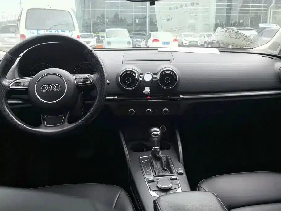 Audi A3 2015 Limousine 35 TFSI Millionth Anniversary Smart Edition — миниатюра 12
