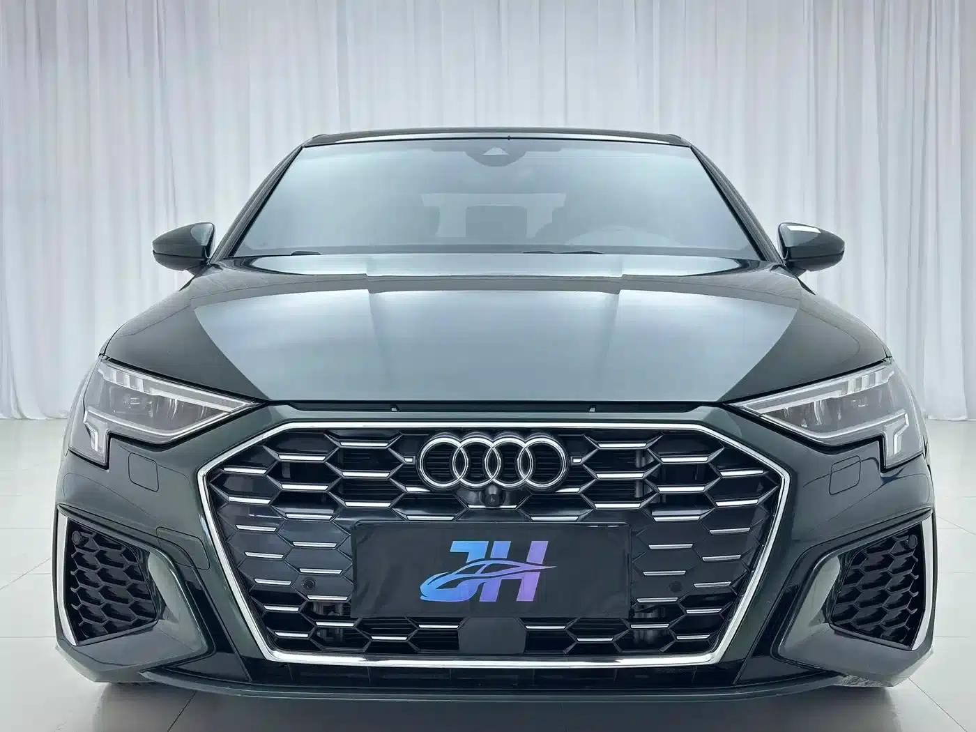 2022 Audi A3 A3L Limousine 35 TFSI Fashion Sport — миниатюра 2