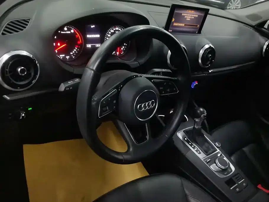 Audi A3 2019 Limousine 35 TFSI Fashion Edition (National V Emission Standard) — миниатюра 12