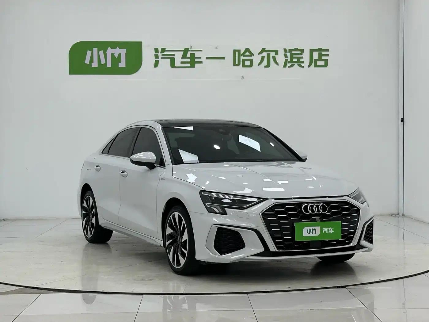 Audi A3 2023 Facelift A3L Limousine 35 TFSI Sporty Edition — миниатюра 3