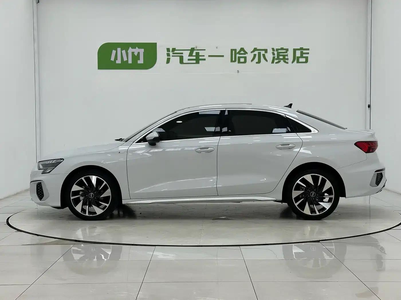 Audi A3 2023 Facelift A3L Limousine 35 TFSI Sporty Edition — миниатюра 5