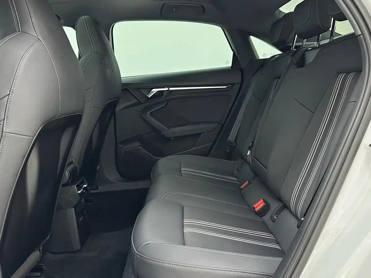 Audi A3 2023 Facelift A3L Limousine 35 TFSI Sporty Edition — миниатюра 8