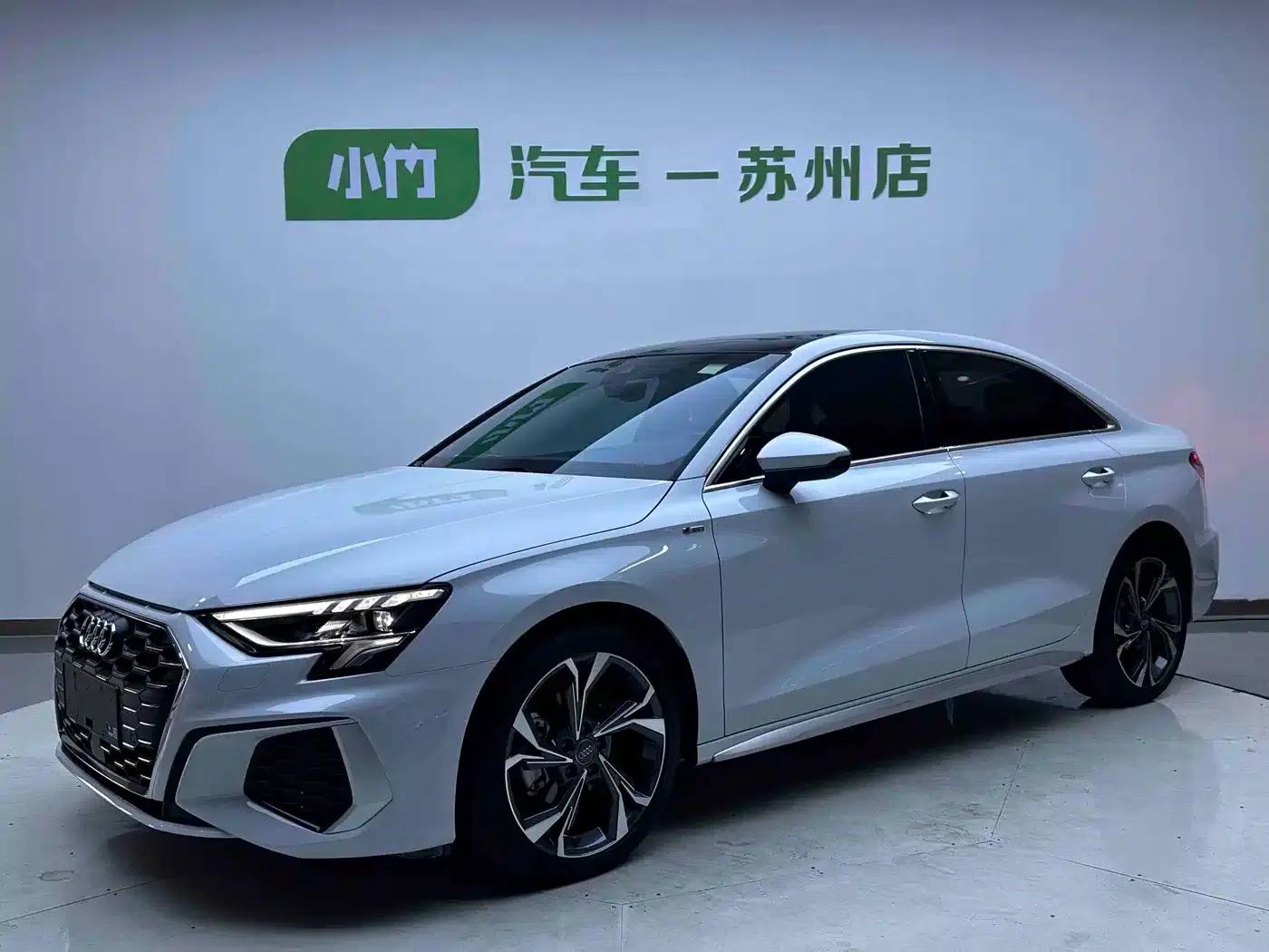 2022 Audi A3 A3L Limousine 35 TFSI Luxury Sport — миниатюра 1