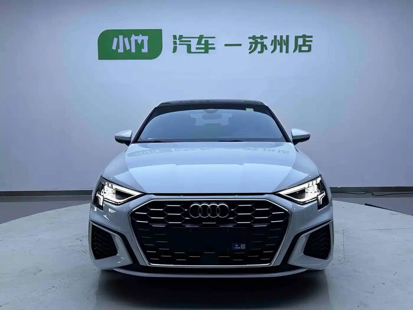 2022 Audi A3 A3L Limousine 35 TFSI Luxury Sport — миниатюра 2