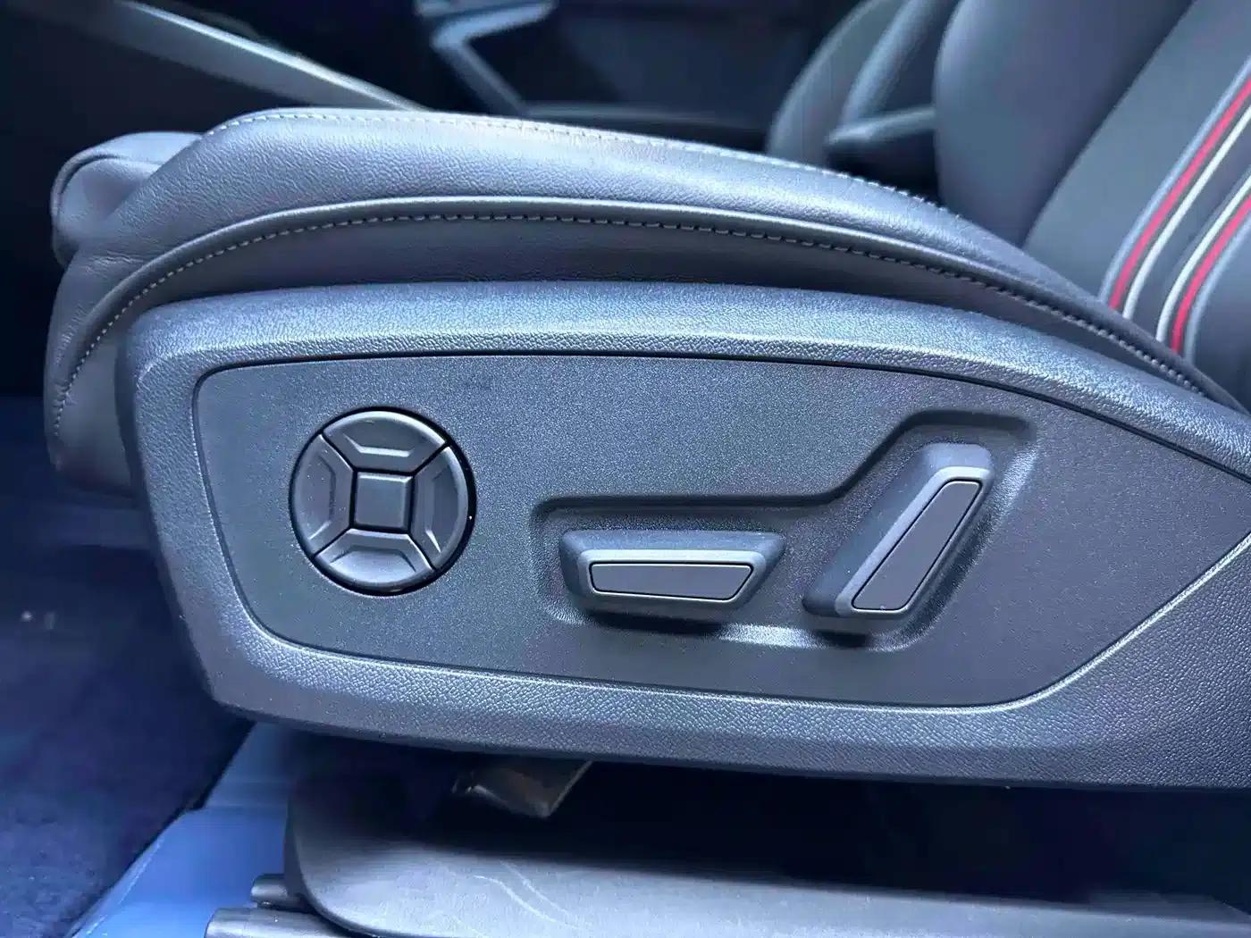 2022 Audi A3 A3L Limousine 35 TFSI Luxury Sport — миниатюра 17