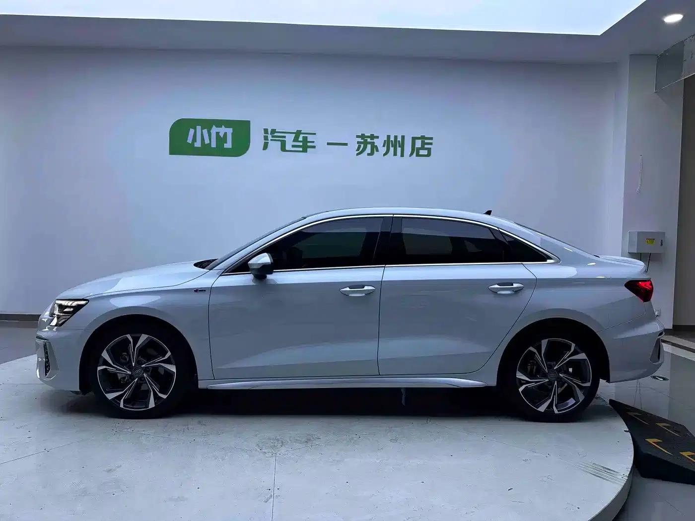 2022 Audi A3 A3L Limousine 35 TFSI Luxury Sport — миниатюра 7