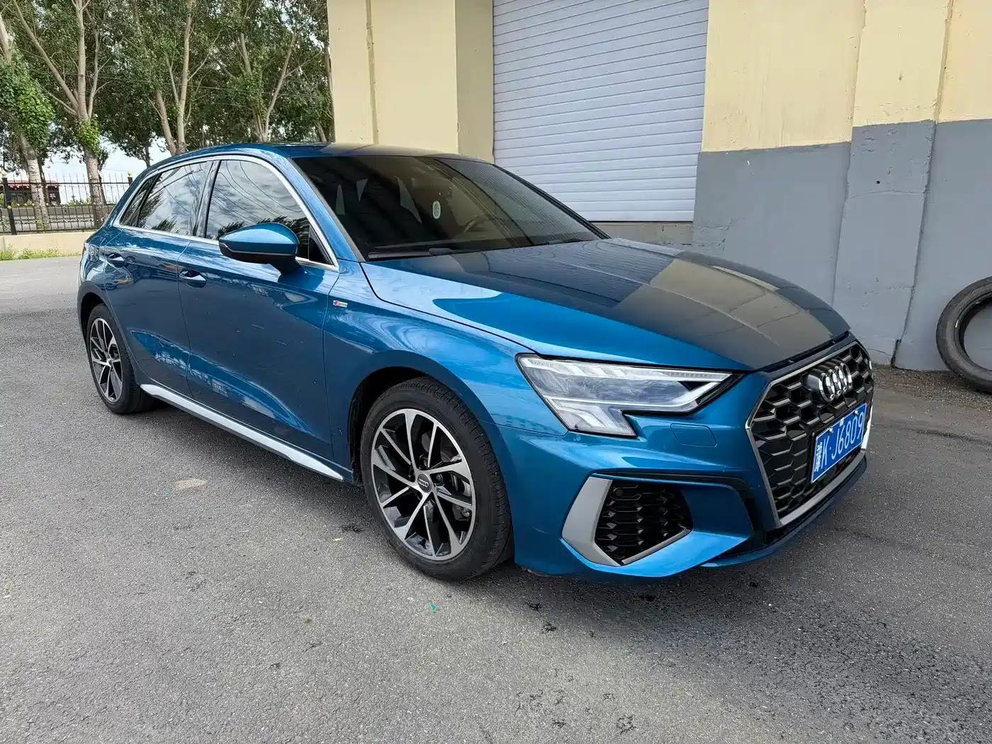Audi A3 2021 Sportback 35 TFSI Progressive Sport — миниатюра 3