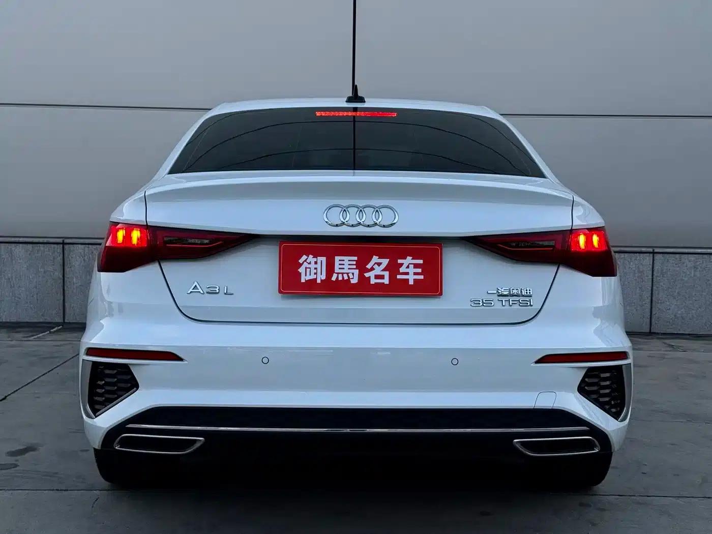 2023 Audi A3 A3L Limousine 35 TFSI Fashion Sport — миниатюра 2
