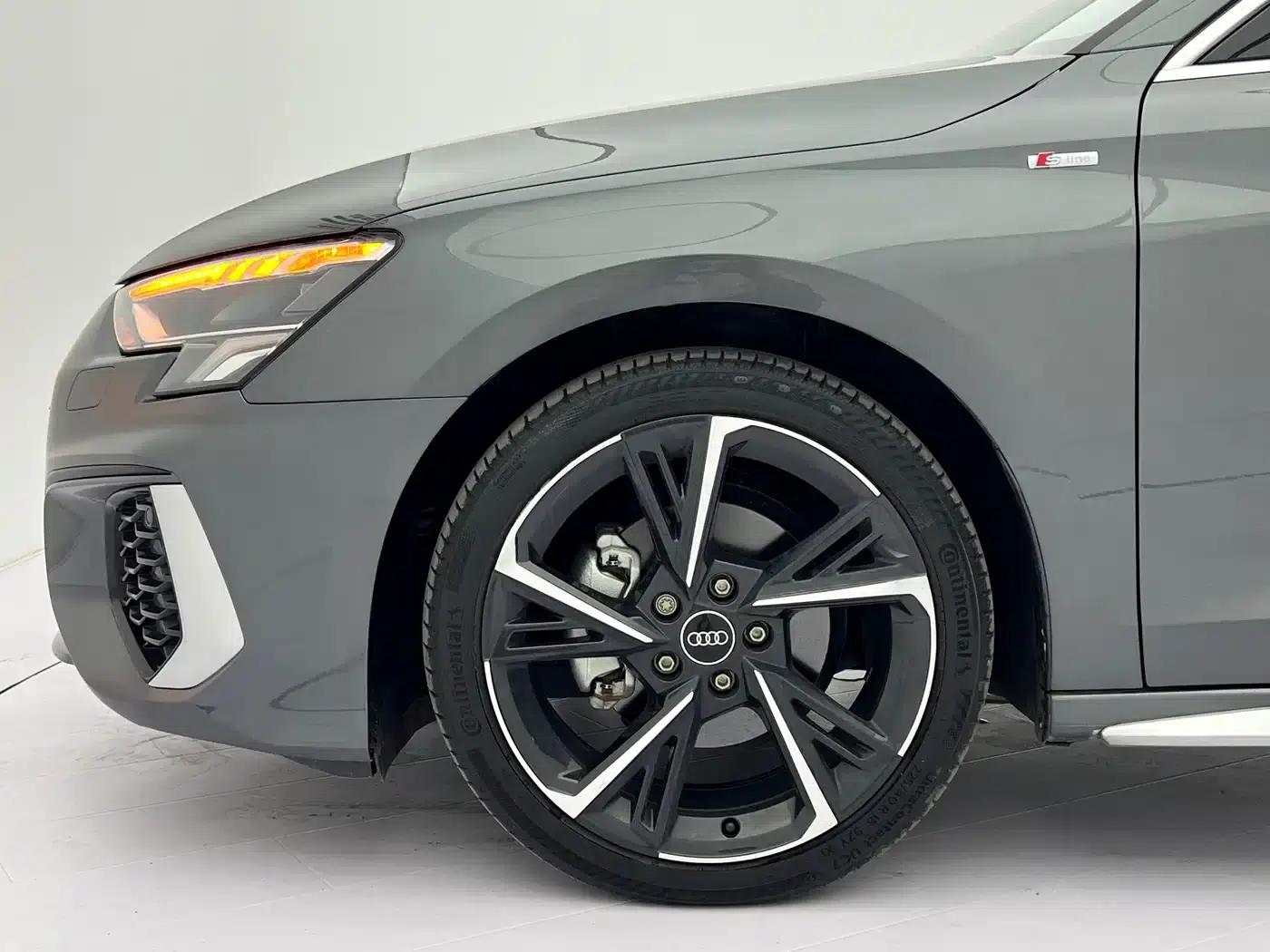 Audi A3 2021 Sportback 35 TFSI Fashion Sport — миниатюра 23