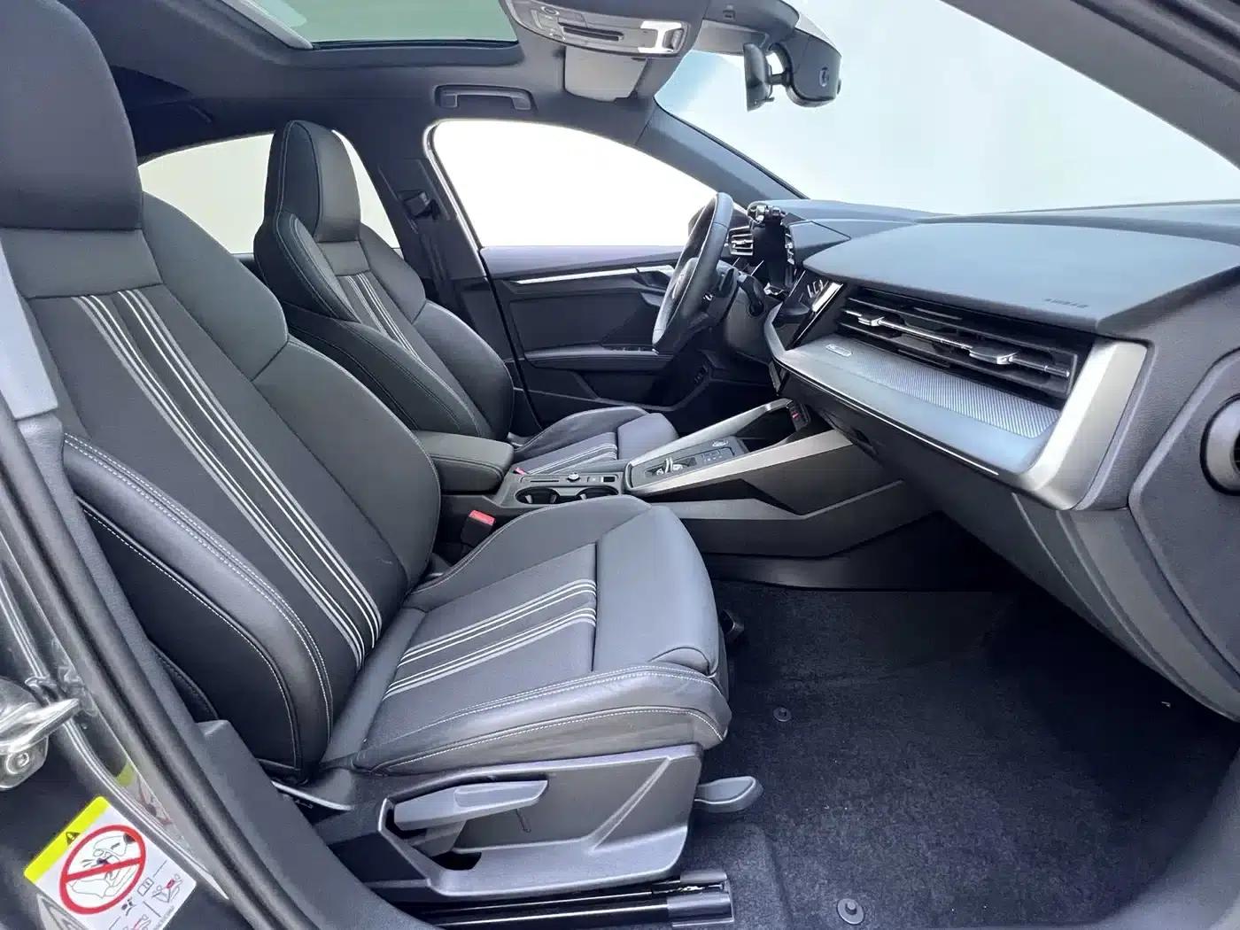 Audi A3 2023 Facelift A3L Limousine 35 TFSI Sporty Edition — миниатюра 17