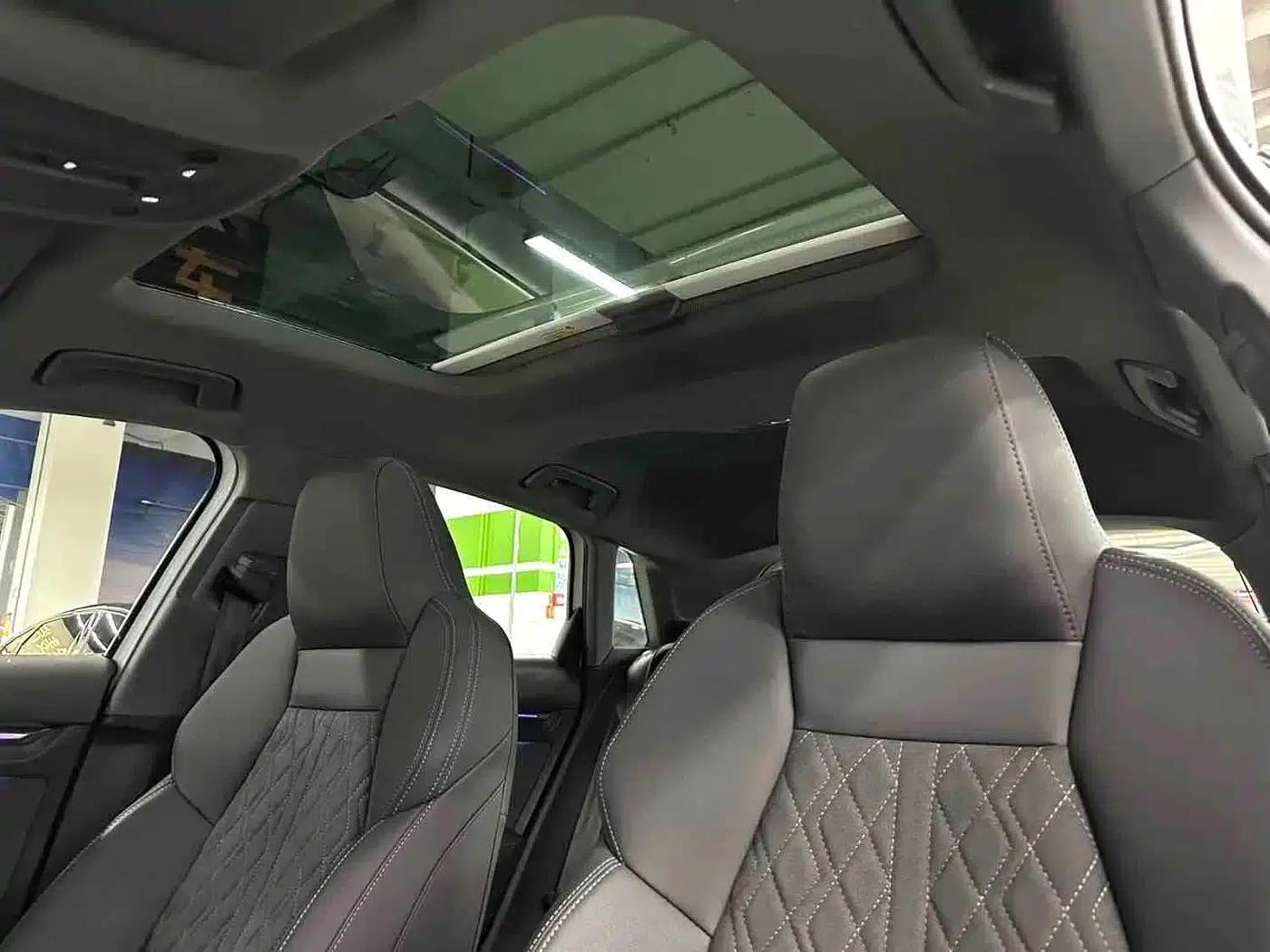 Audi A3 2023 Facelift Sportback 35 TFSI Luxury Sport — миниатюра 3