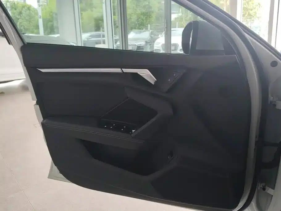 2024 Audi A3 A3L Limousine 35 TFSI Fashion Sport — миниатюра 7