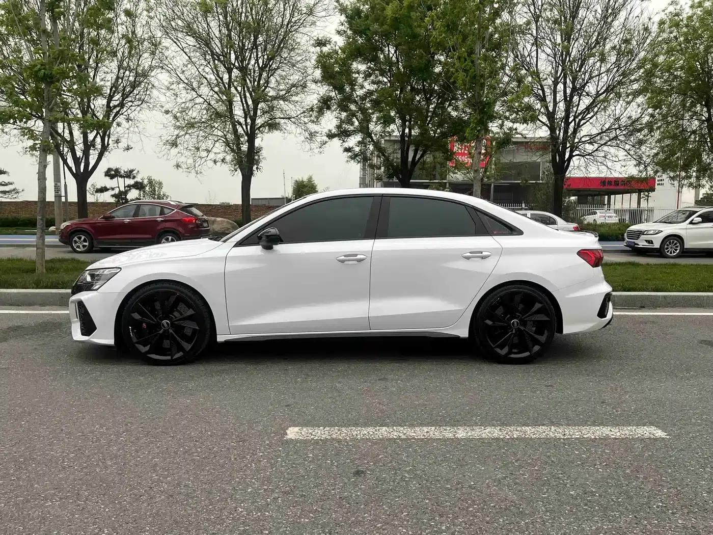 2021 Audi A3 A3L Limousine 35 TFSI Luxury Sport — миниатюра 18