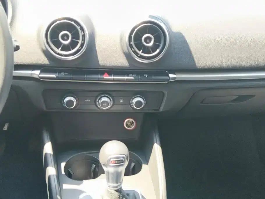 Audi A3 2016 Limousine 35 TFSI Progressive — миниатюра 13