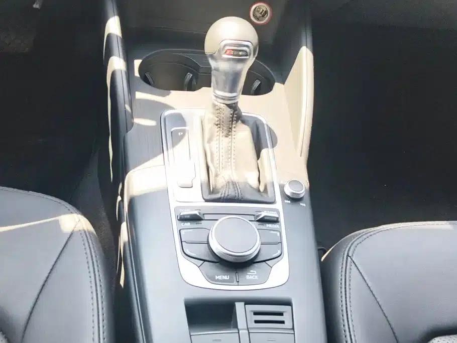 Audi A3 2016 Limousine 35 TFSI Progressive — миниатюра 16