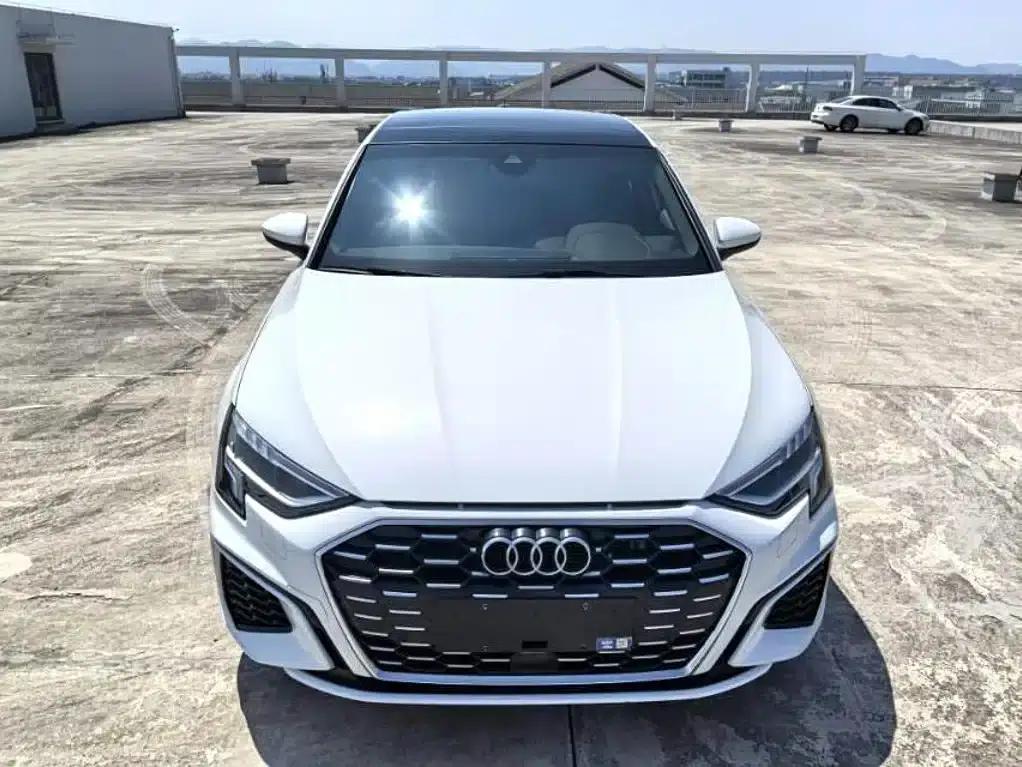 Audi A3 2023 Sportback 35 TFSI Fashion Sport — миниатюра 2