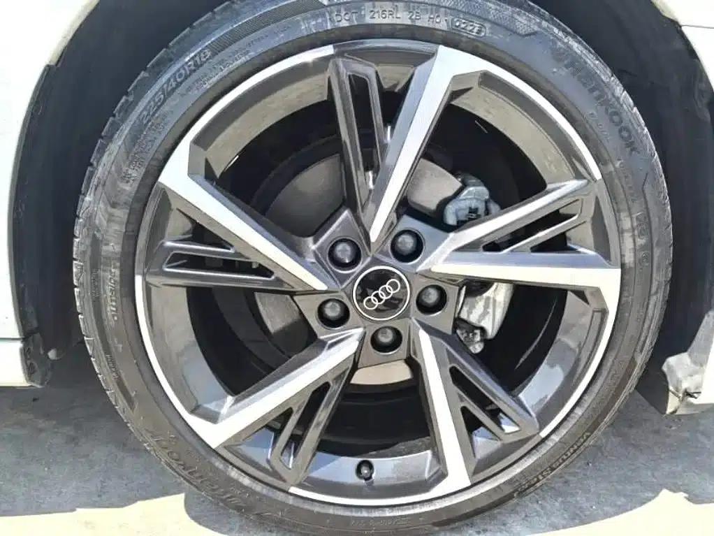 Audi A3 2023 Sportback 35 TFSI Fashion Sport — миниатюра 24