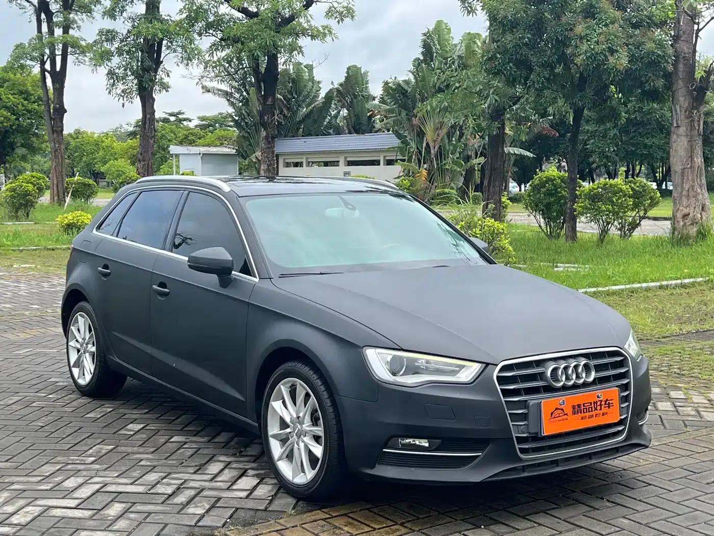 Audi A3 2015 Sportback 35 TFSI Millionth Anniversary Comfort Edition — миниатюра 3