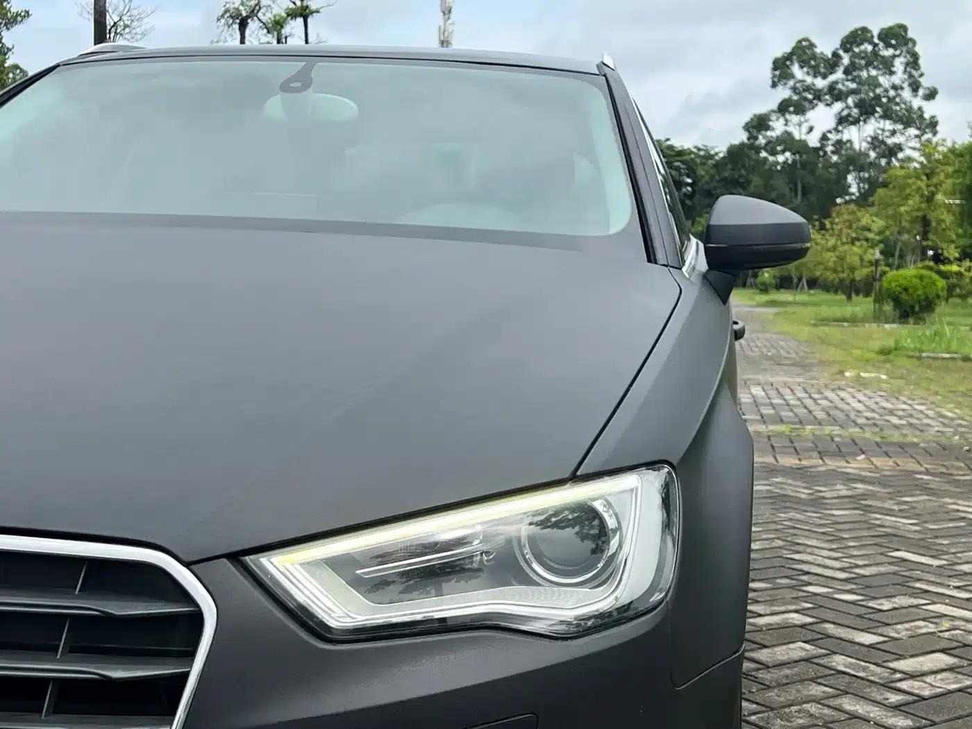 Audi A3 2015 Sportback 35 TFSI Millionth Anniversary Comfort Edition — миниатюра 5