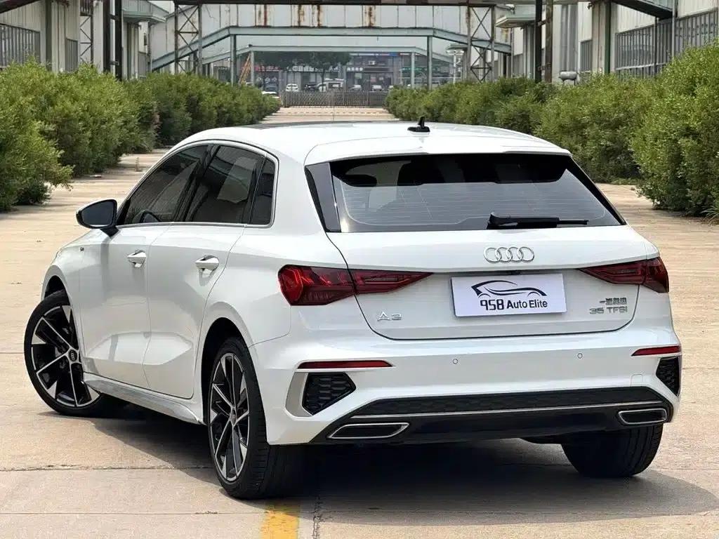 Audi A3 2022 Sportback 35 TFSI Luxury Elegance — миниатюра 11