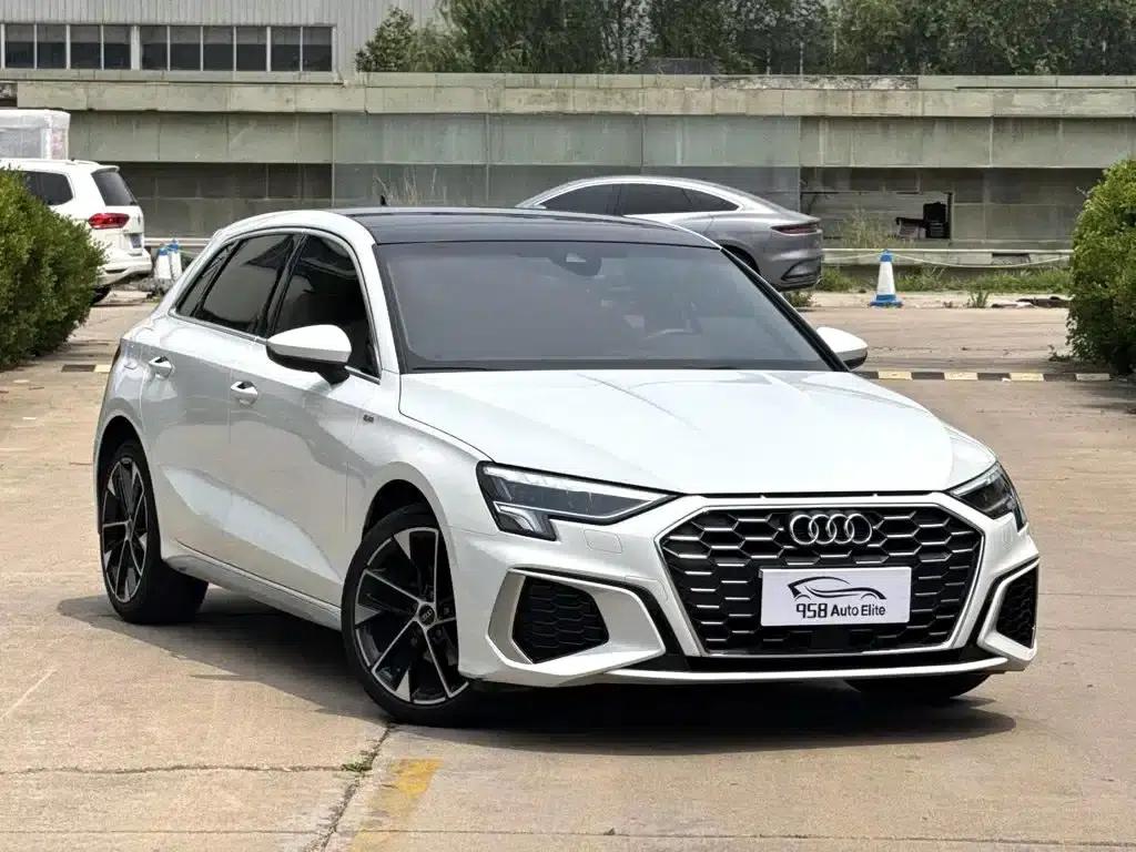 Audi A3 2022 Sportback 35 TFSI Luxury Elegance — миниатюра 3