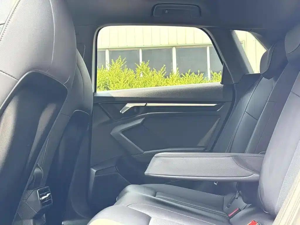 Audi A3 2022 Sportback 35 TFSI Luxury Elegance — миниатюра 9