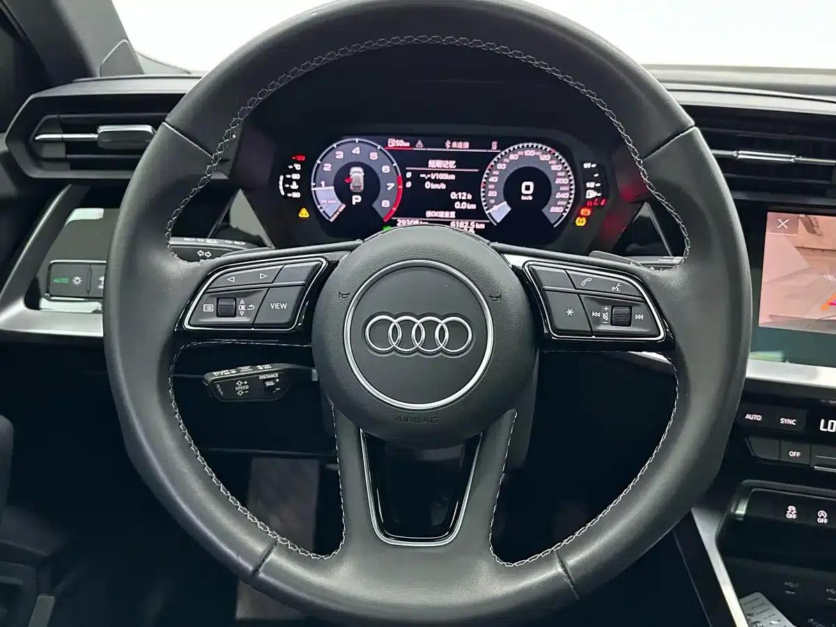 Audi A3 2023 Facelift Sportback 35 TFSI Fashion Sporty Model — миниатюра 11
