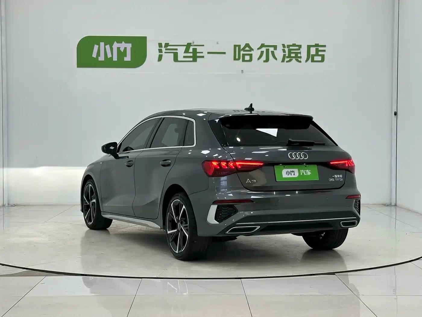 Audi A3 2023 Facelift Sportback 35 TFSI Fashion Sporty Model — миниатюра 4