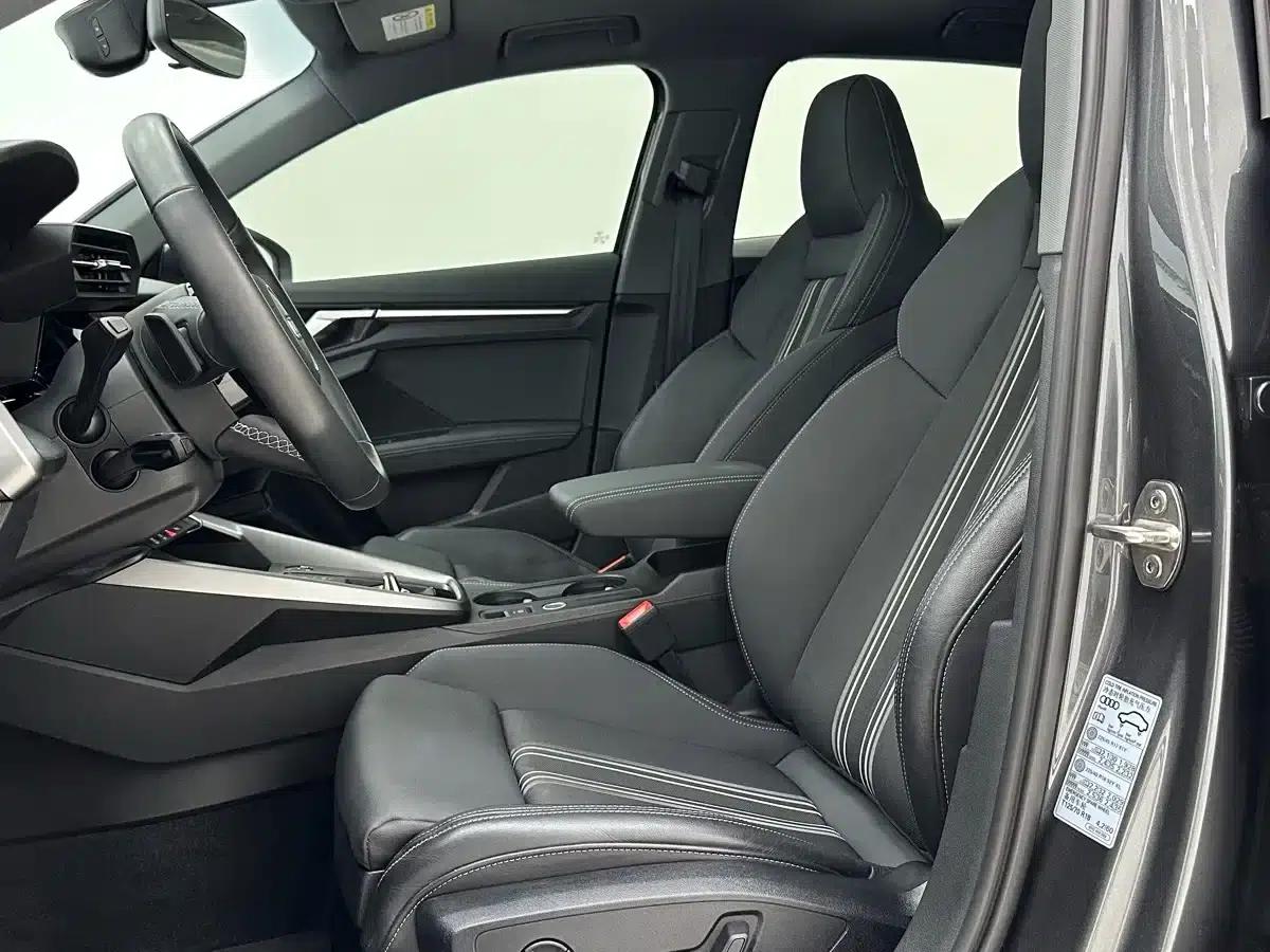 Audi A3 2023 Facelift Sportback 35 TFSI Fashion Sporty Model — миниатюра 7
