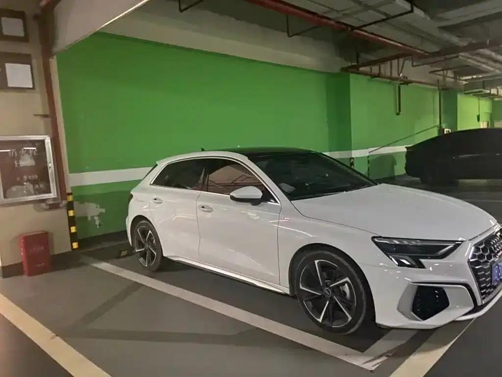 Audi A3 2023 Sportback 35 TFSI Progressive Sport — миниатюра 3