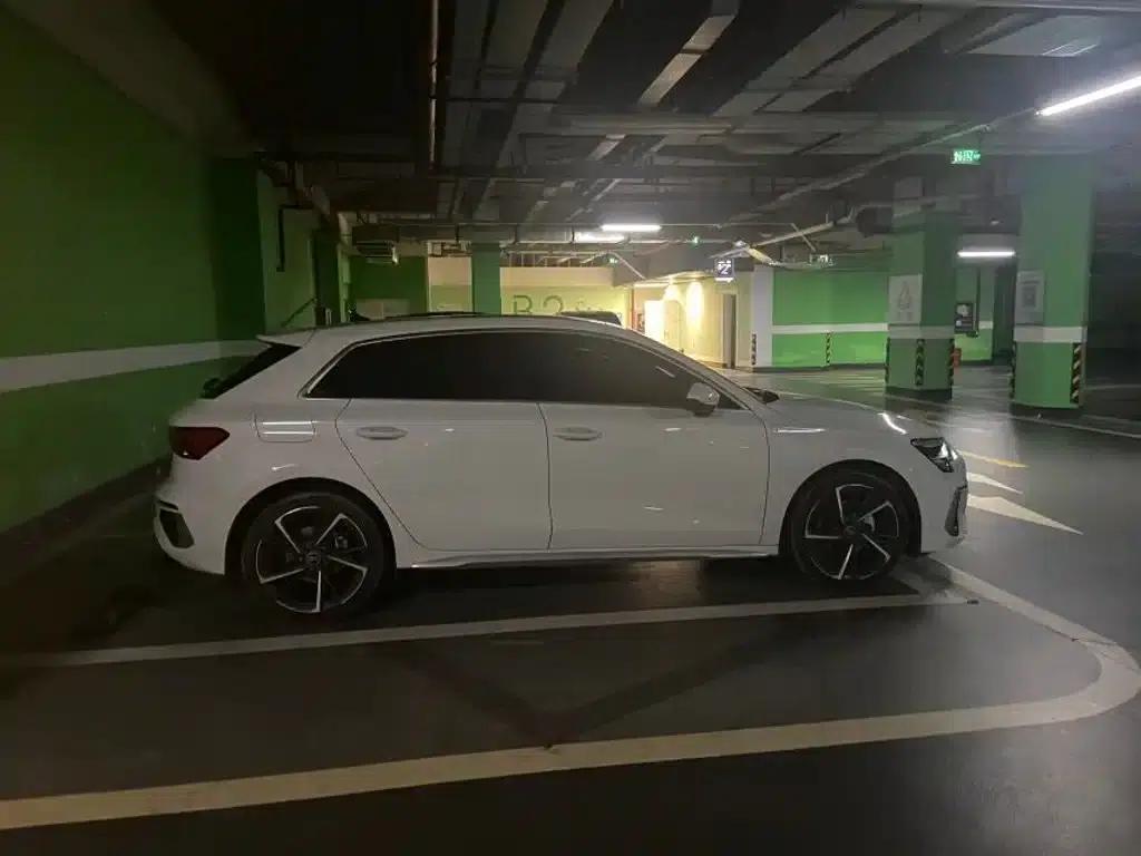 Audi A3 2023 Sportback 35 TFSI Progressive Sport — миниатюра 4