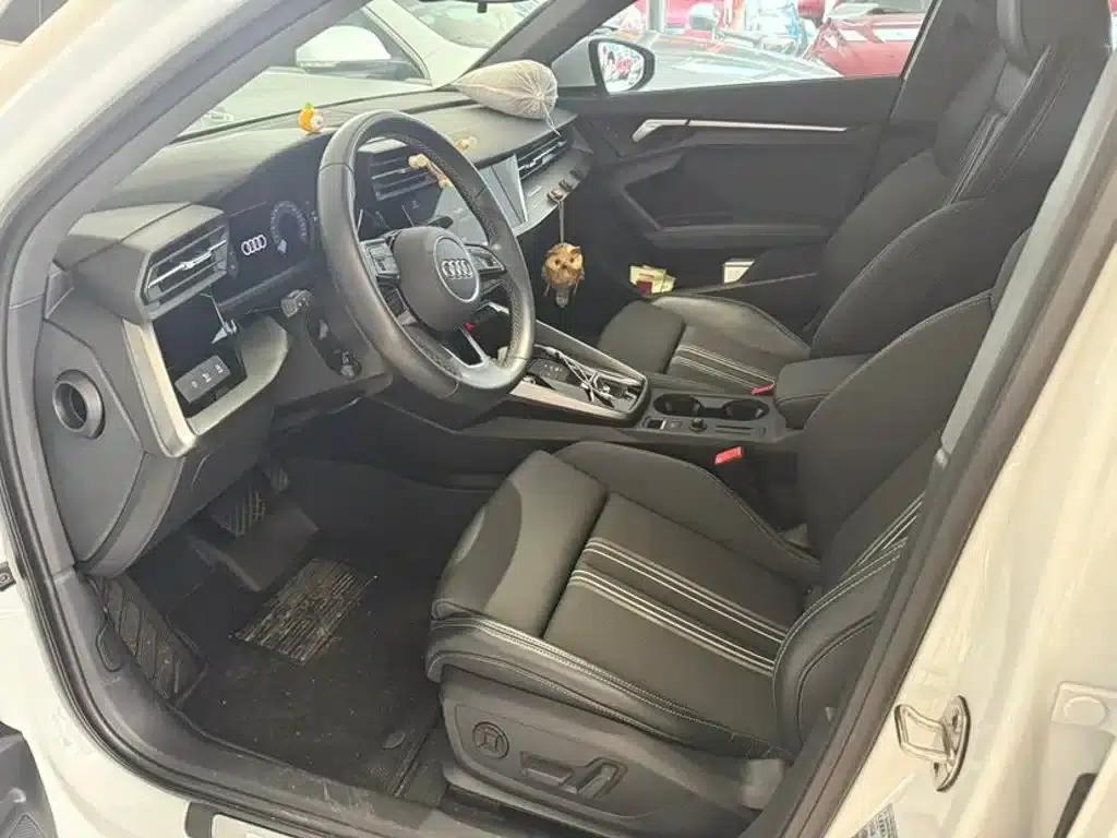 Audi A3 2023 Sportback 35 TFSI Progressive Sport — миниатюра 6