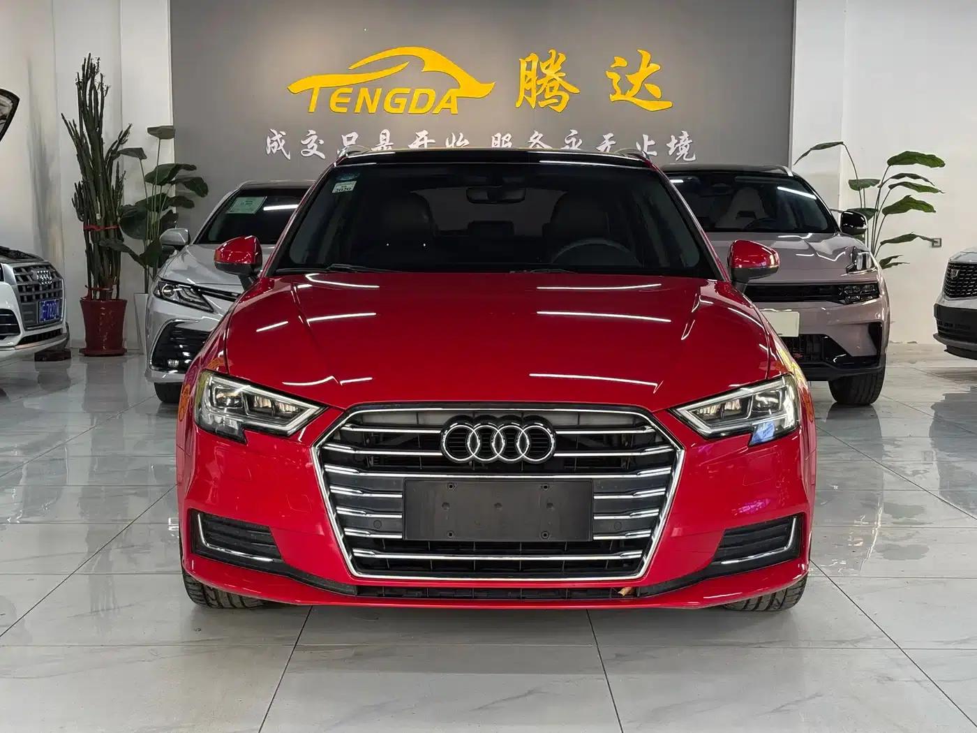 Audi A3 2018 30th Anniversary Edition Sportback 35 TFSI Fashion Edition — миниатюра 2