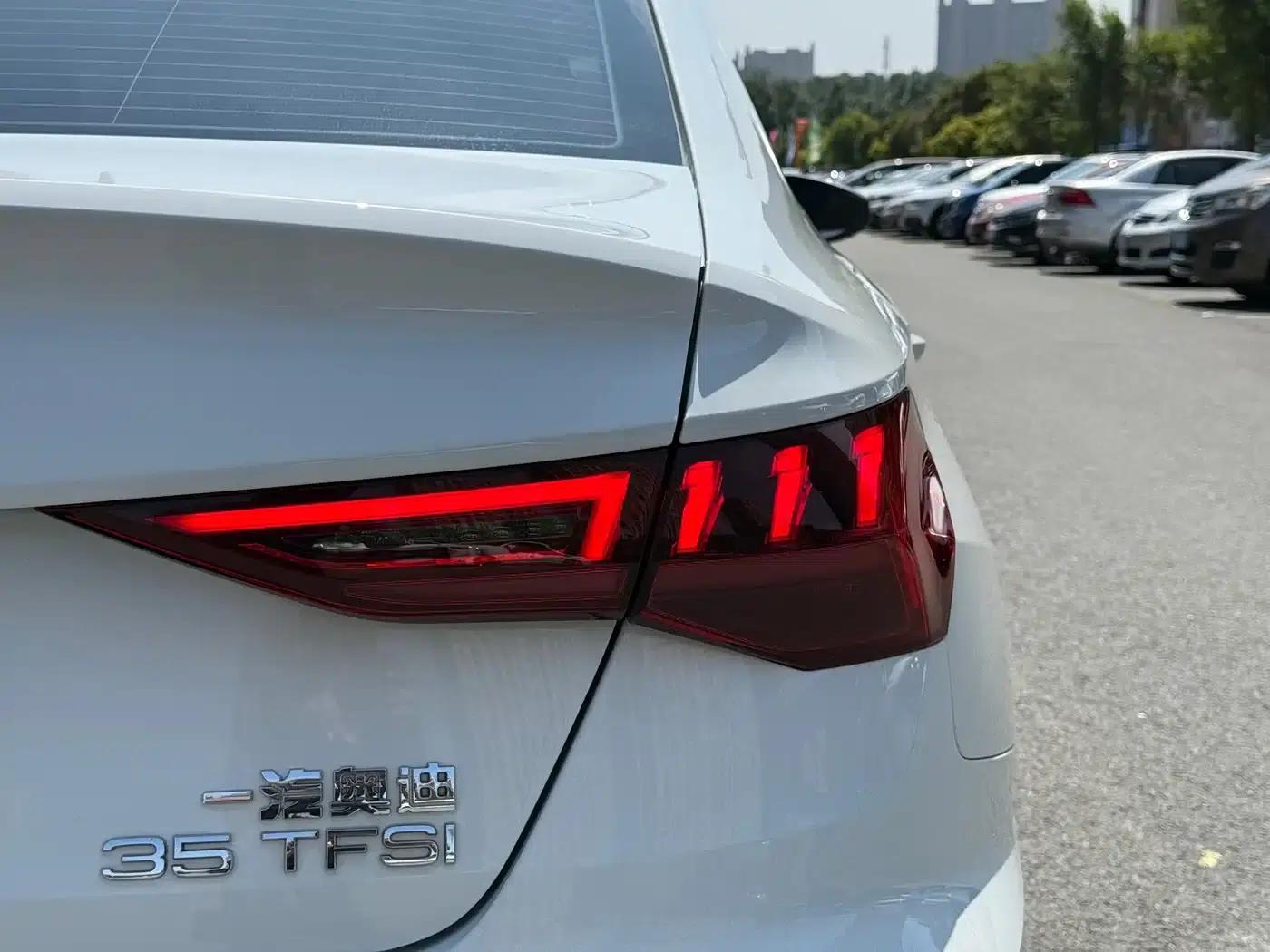 2022 Audi A3 A3L Limousine 35 TFSI Fashion Sport — миниатюра 8