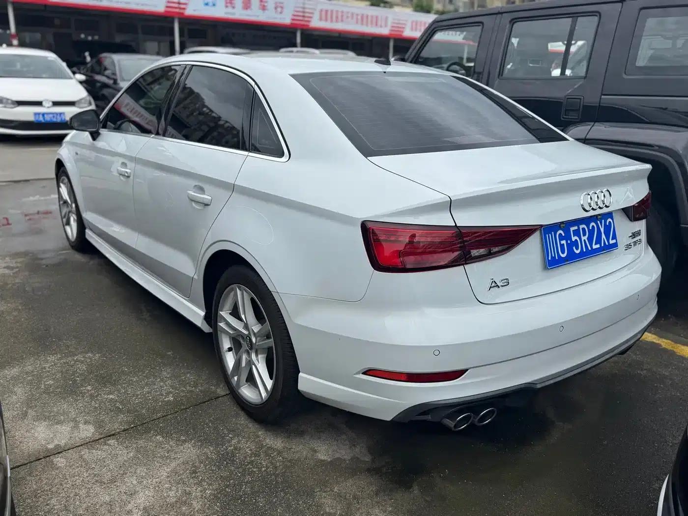 Audi A3 2018 30th Anniversary Edition Limousine 35 TFSI Fashion Model — миниатюра 7