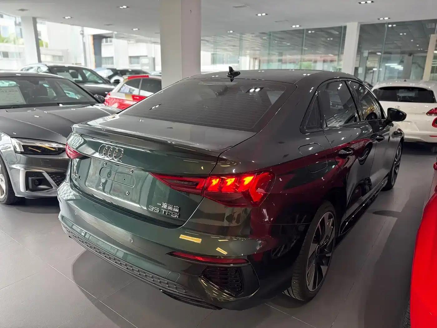 Audi A3 2023 Facelift A3L Limousine 35 TFSI Sporty Edition — миниатюра 6