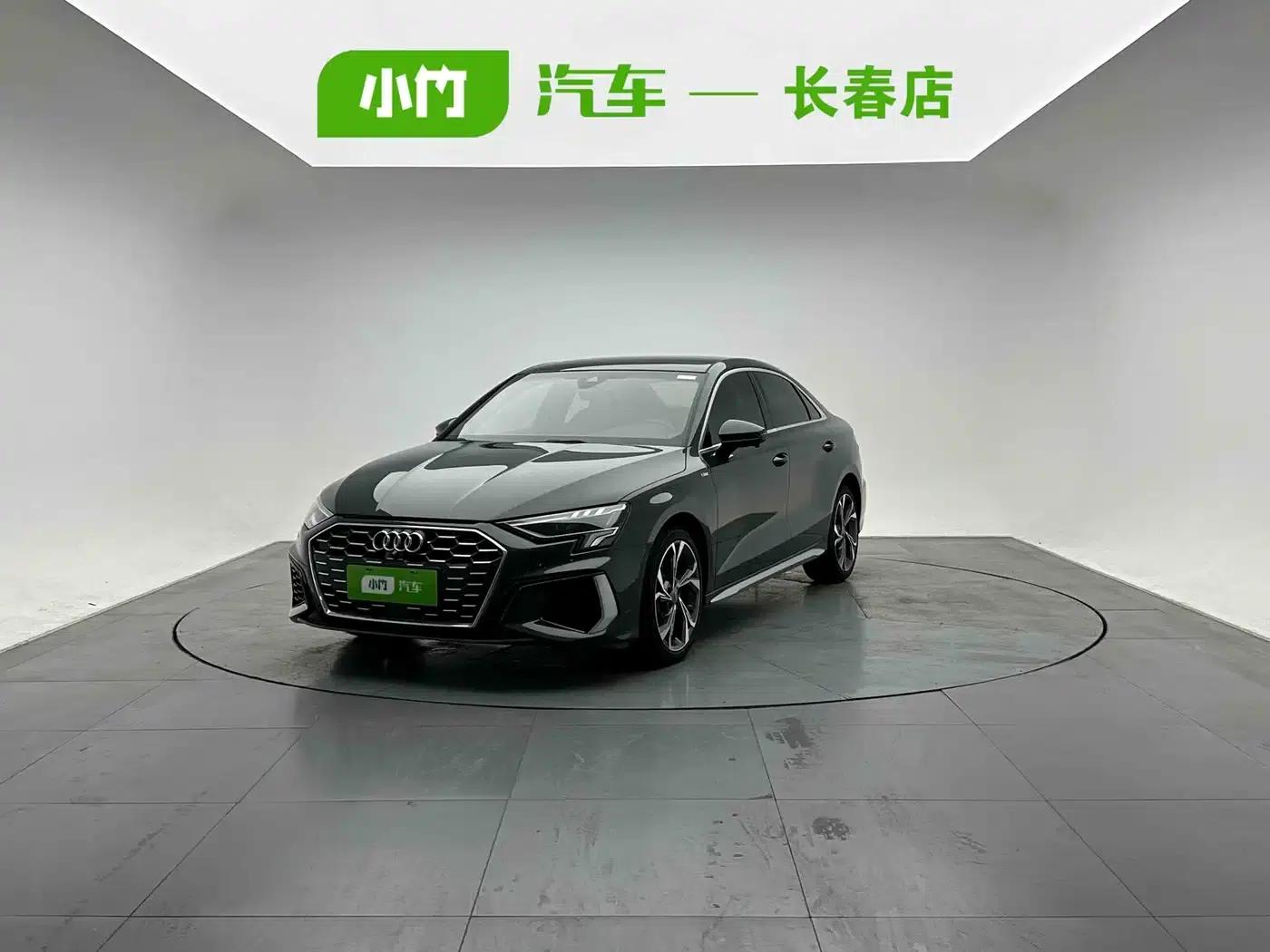 2022 Audi A3 A3L Limousine 35 TFSI Fashion Sport — миниатюра 1