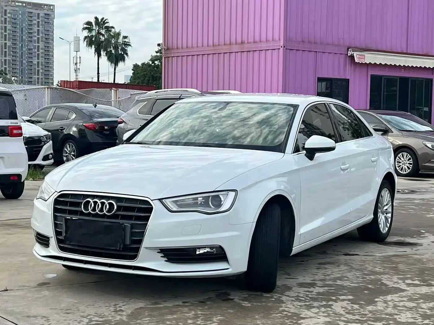 Audi A3 2014 Limousine 35 TFSI Automatic Entry-Level — миниатюра 1