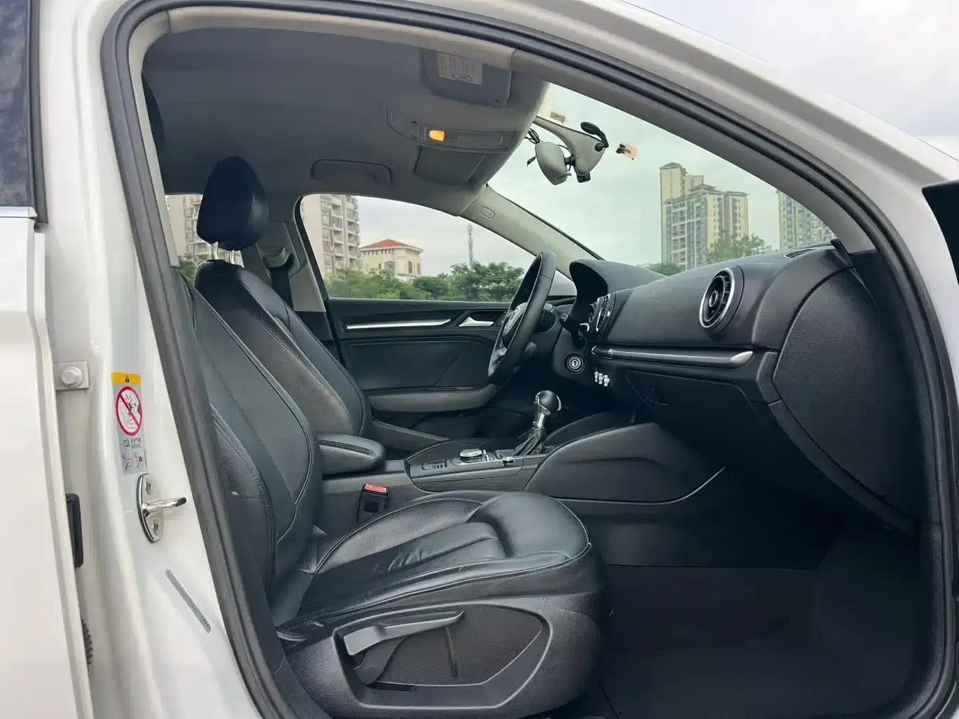 Audi A3 2014 Limousine 35 TFSI Automatic Entry-Level — миниатюра 6