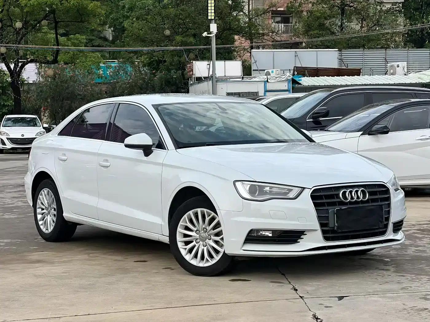 Audi A3 2014 Limousine 35 TFSI Automatic Entry-Level — миниатюра 8