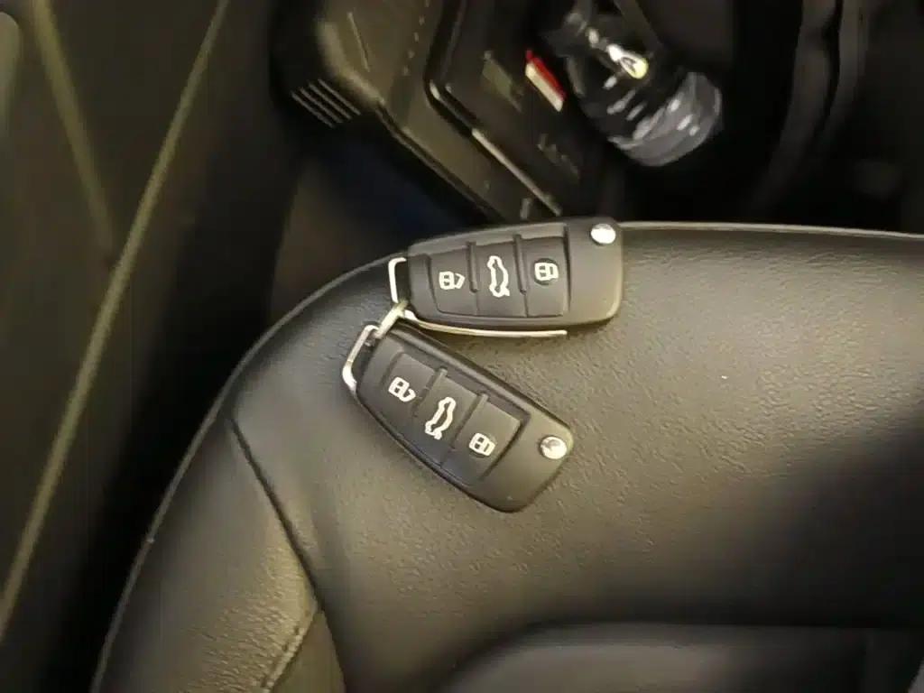 Audi A3 2015 Sportback 35 TFSI Millionth Anniversary Comfort Edition — миниатюра 9