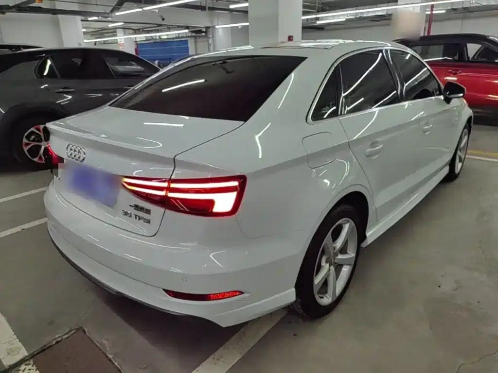 Audi A3 2017 Limousine 35 TFSI Fashion Edition — миниатюра 7