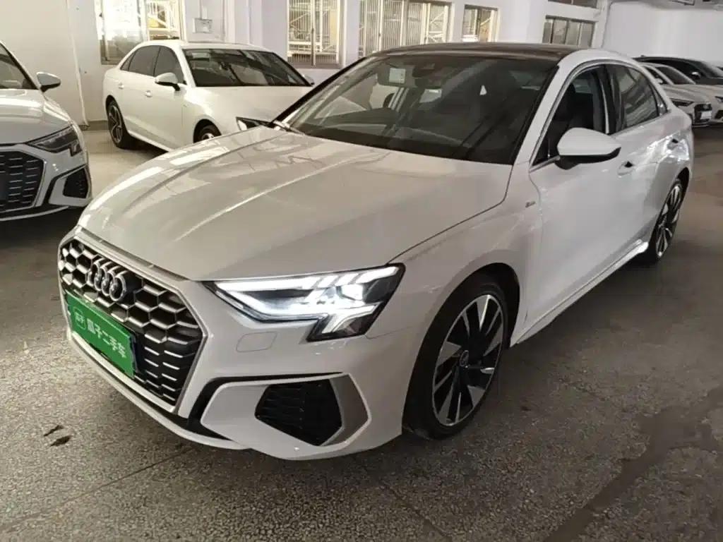 2024 Audi A3 A3L Limousine 35 TFSI Fashion Sport — миниатюра 1